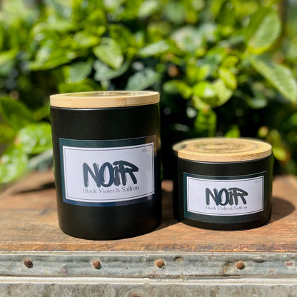 Noir Candle - iambabyhands
